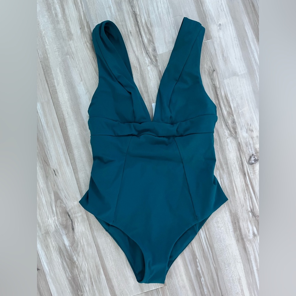 Vitamin a one piece (womens medium)